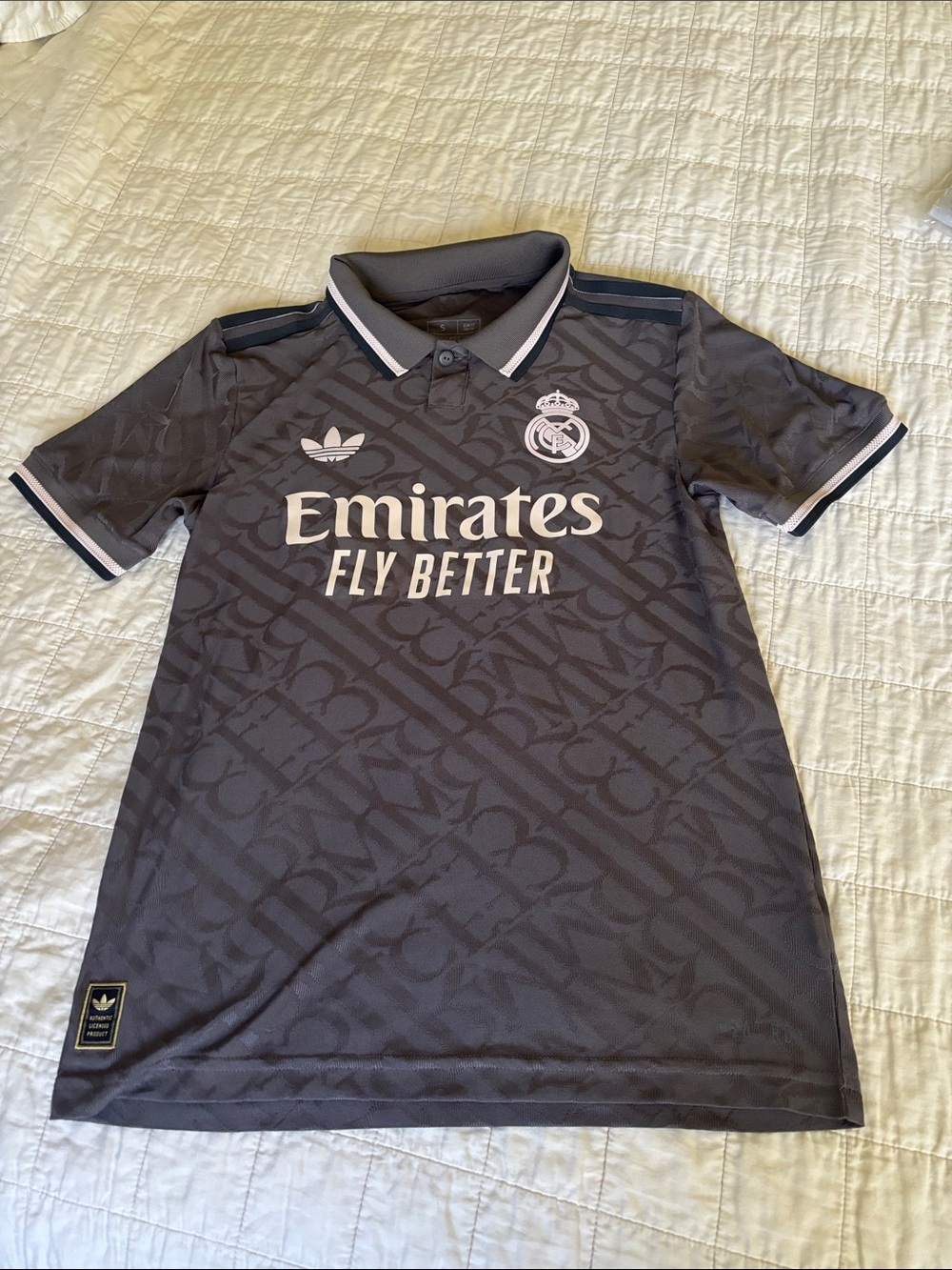 Size small Adidas Real Madrid 3rd kit authentic adult charcoal